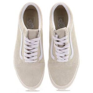 Vans • Unisex Old Skool Suede Shoes •White